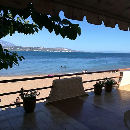 Alekos Houses-jerasimo